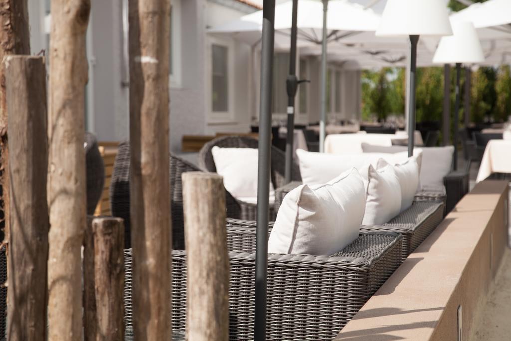 Logis Le Rabelais Hotel- Restaurant -