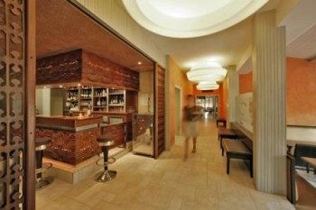 Logis Le Rabelais Hotel- Restaurant - Hotel Fontenay-le-Comte